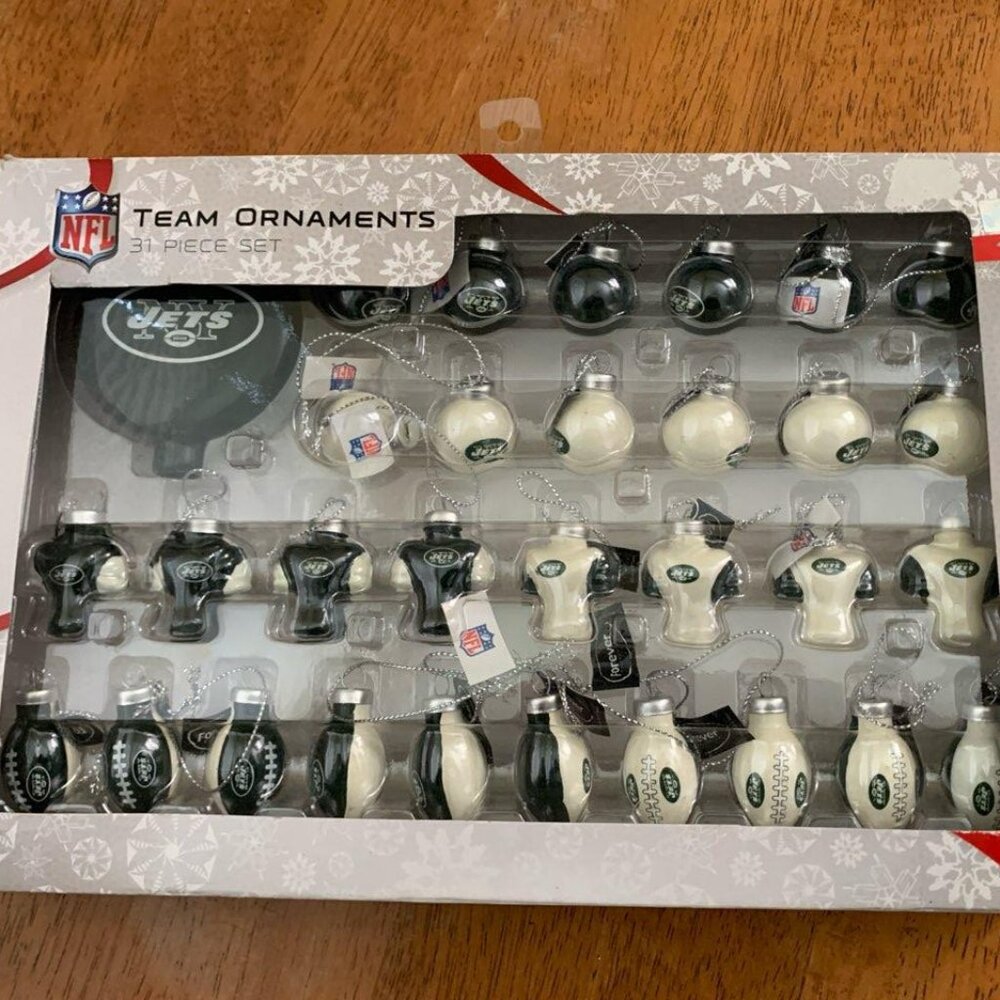 Forever Collectibles NFL 31 Piece Ornament Set NFL Team: Jets